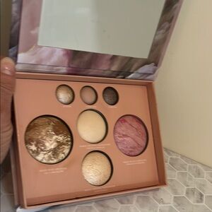 Laura Geller Baked Full Face Basics Palette